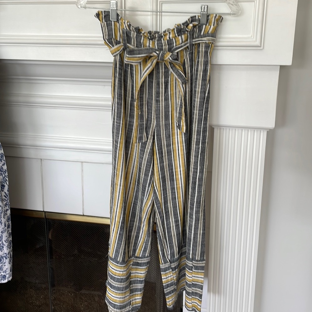 Linen high waisted crop pants S